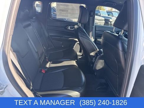 New 2026 Jeep Compass Latitude image 12