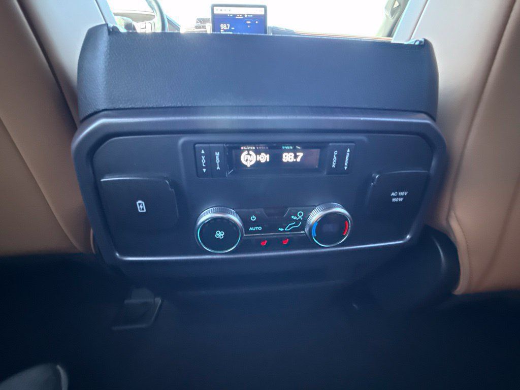 Used 2024 Ford Expedition Platinum AWD/4WD image 12