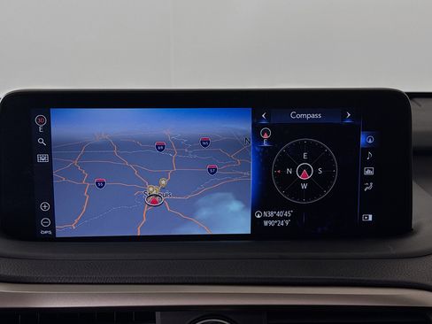 Used 2020 Lexus RX 350L FWD w/ Premium Package image 16