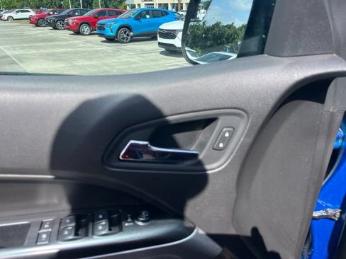 Used 2021 Chevrolet Colorado LT RWD image 12