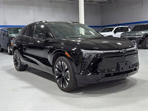 Used 2024 Chevrolet Blazer EV RS image 2