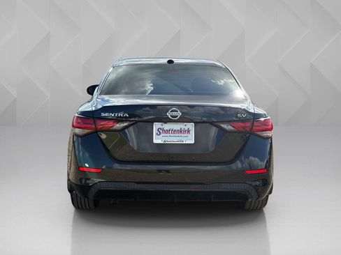 Used 2023 Nissan Sentra SV w/ SV Premium Package image 6