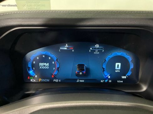 New 2026 Ford Bronco Outer Banks AWD/4WD image 26