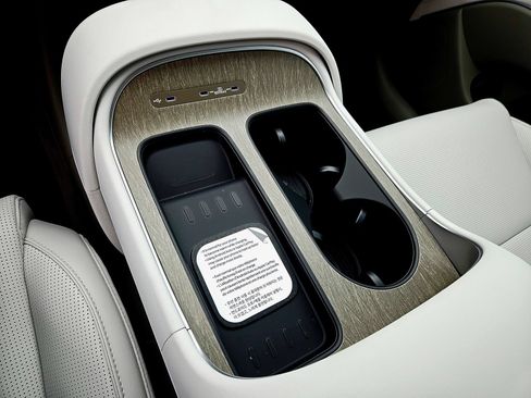 New 2026 Hyundai Palisade FWD Hybrid image 13