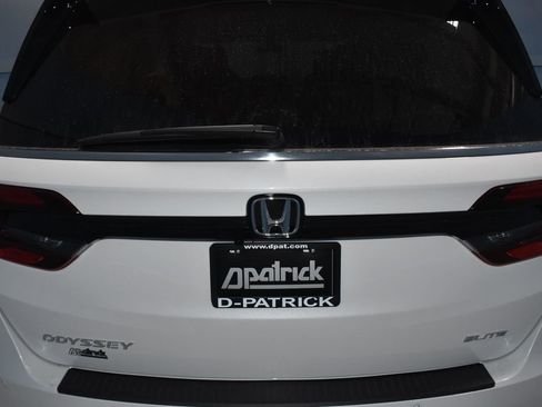 Used 2025 Honda Odyssey Elite image 33