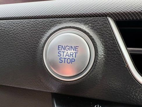 Used 2025 Hyundai Sonata SEL FWD image 22