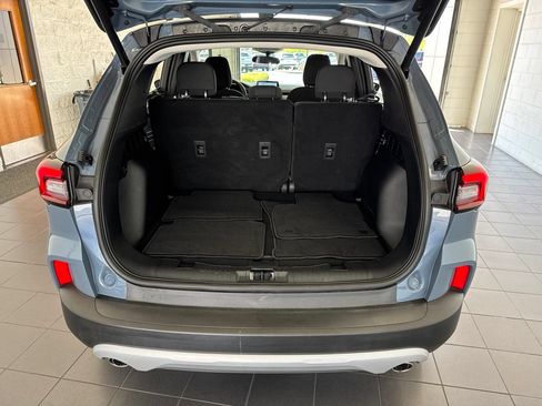 Used 2024 Ford Escape Active AWD/4WD image 9