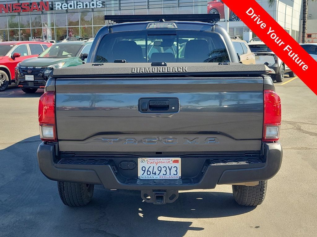 Used 2020 Toyota Tacoma SR5 RWD image 34