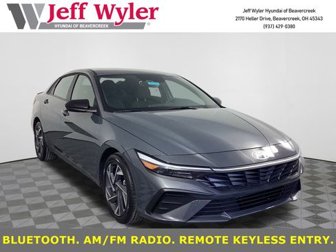 Certified 2025 Hyundai Elantra Sport image 1