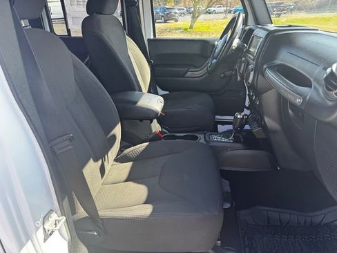 Certified 2018 Jeep Wrangler Unlimited Sport image 14