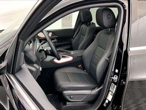 Used 2026 Mercedes-Benz GLS 450 4MATIC image 16