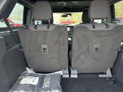 Used 2022 Ford Bronco Big Bend AWD/4WD image 13