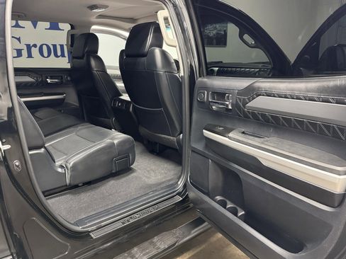 Used 2015 Toyota Tundra Platinum image 26