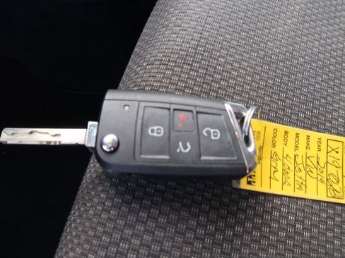 Used 2019 Volkswagen Jetta S image 42