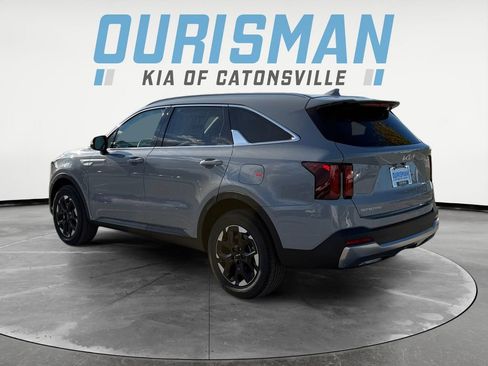 New 2026 Kia Sorento S image 4