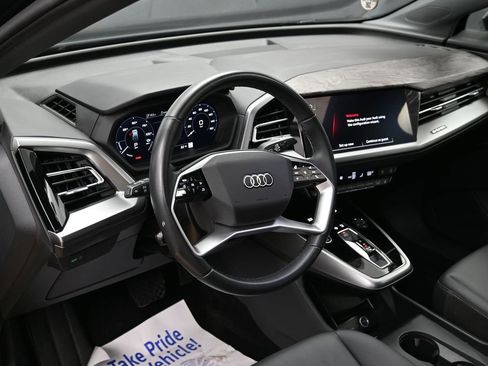 Used 2024 Audi Q4 e-tron Premium Plus w/ Premium Plus image 17