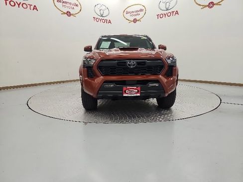 Used 2025 Toyota Tacoma TRD Sport RWD image 4