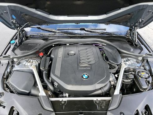 Used 2023 BMW 540i w/ M Sport Package RWD image 32