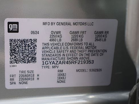Used 2024 Cadillac XT4 Luxury w/ Cold Weather Package FWD image 26