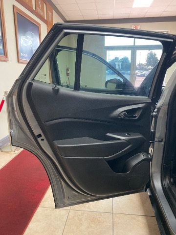 Used 2024 Chevrolet Trax RS w/ Driver Confidence Package FWD image 8