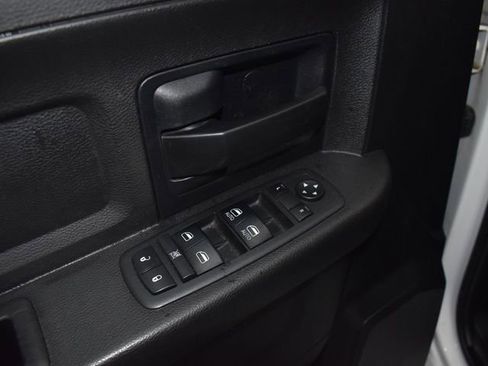 Used 2018 RAM 2500 Tradesman w/ Chrome Appearance Group image 13