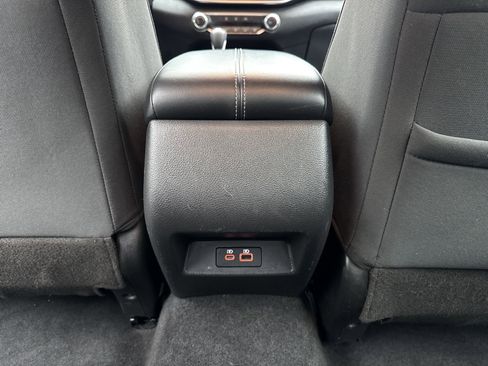 Used 2023 Nissan Altima 2.5 SV AWD/4WD image 18