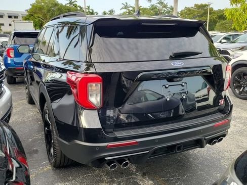 Used 2023 Ford Explorer ST w/ Equipment Group 401A AWD/4WD image 4
