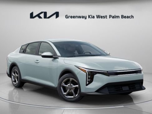 New 2026 Kia K4 FWD image 1