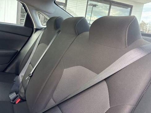 Used 2023 Kia Forte LXS w/ LXS Technology Package image 5