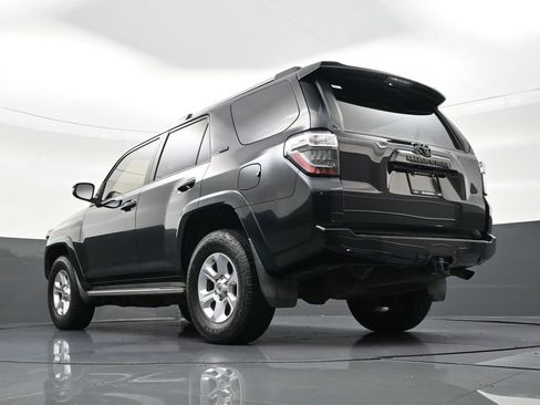 Used 2021 Toyota 4Runner SR5 Premium image 26