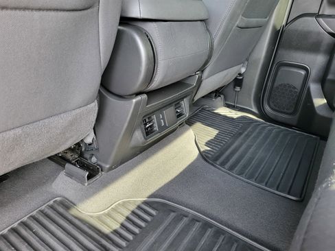 Used 2024 Chevrolet Silverado 1500 Custom w/ Turbomax Blackout Package RWD image 35