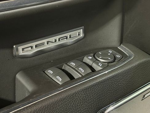 Used 2023 GMC Sierra 1500 Denali w/ Technology Package image 23