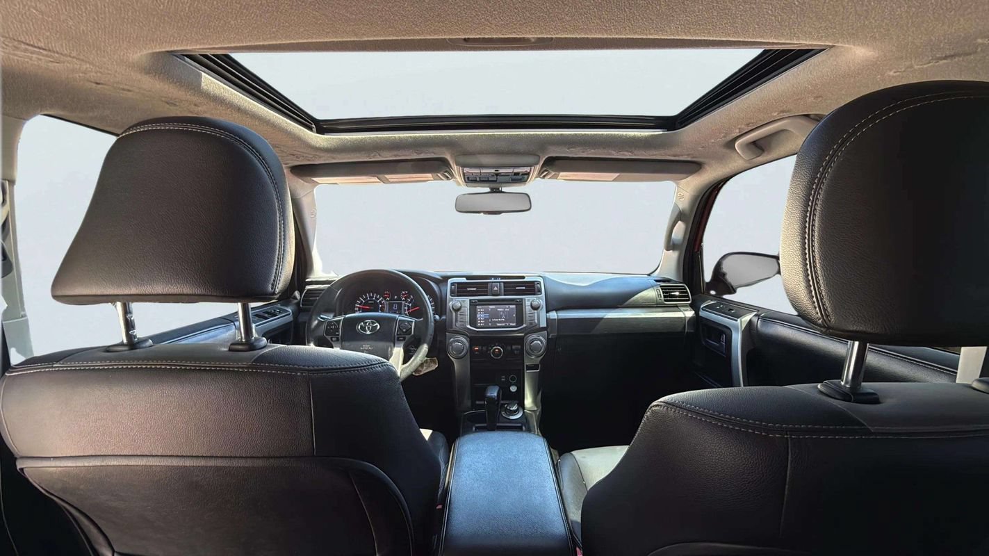 Used 2018 Toyota 4Runner SR5 Premium AWD/4WD image 10