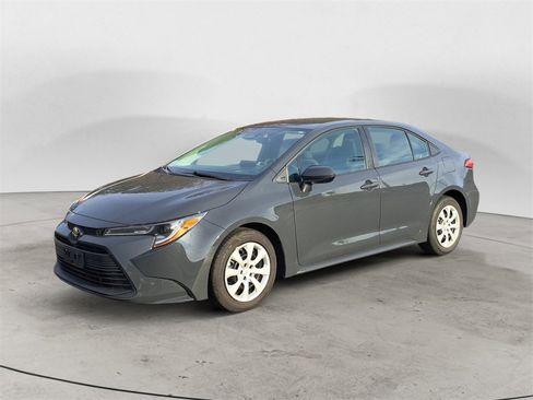 Used 2024 Toyota Corolla LE image 7