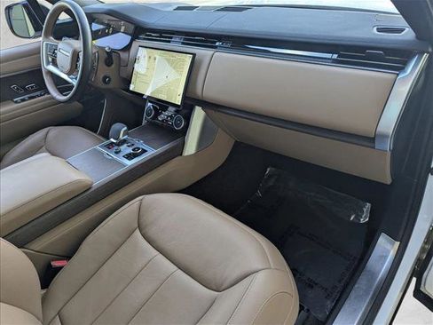 Used 2023 Land Rover Range Rover Long Wheelbase SE AWD/4WD image 25