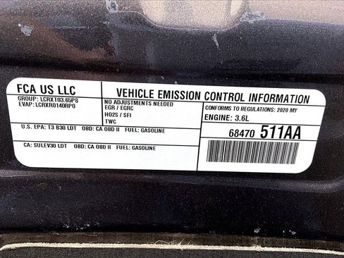 Certified 2020 Chrysler Pacifica Limited image 38