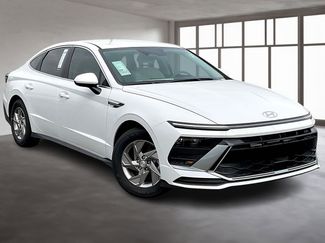 New 2025 Hyundai Sonata SE video 1