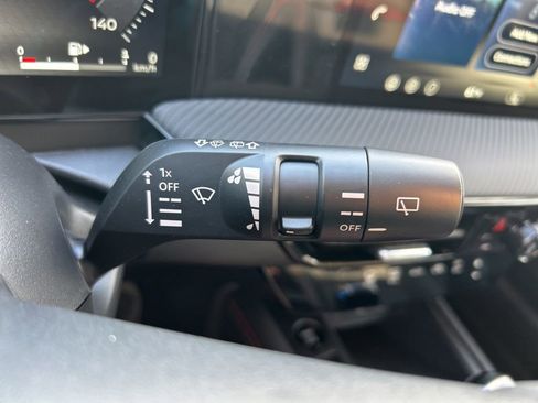 New 2026 Nissan Kicks SR image 28