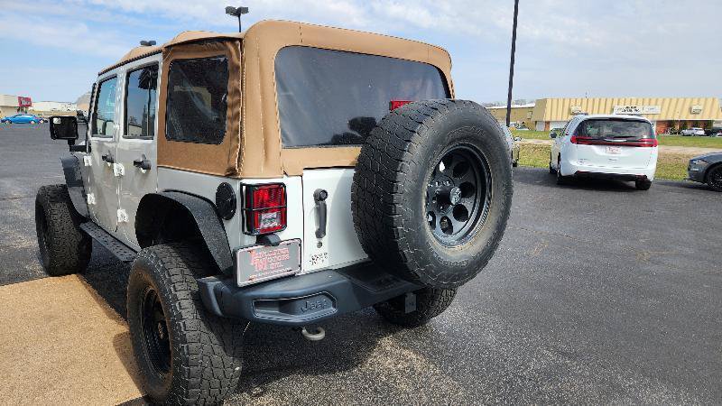 Used 2018 Jeep Wrangler Unlimited Sport AWD/4WD image 6