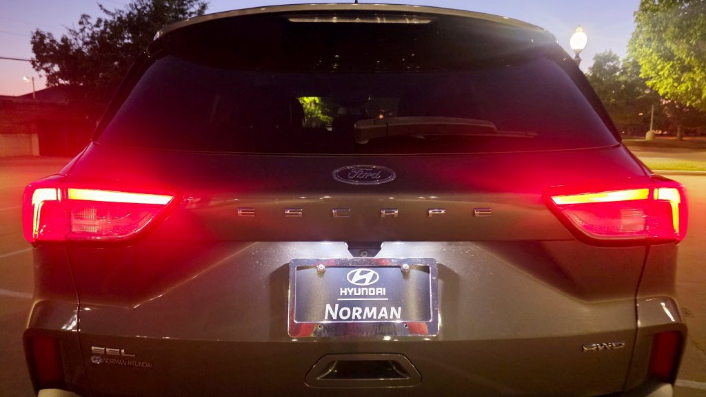 Used 2022 Ford Escape SEL AWD/4WD image 13