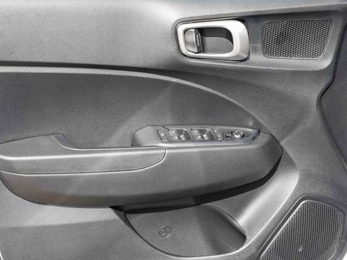 New 2026 Hyundai Venue SEL image 25