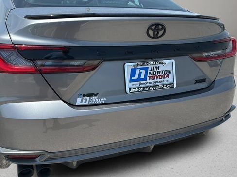 Used 2025 Toyota Camry XSE FWD image 29