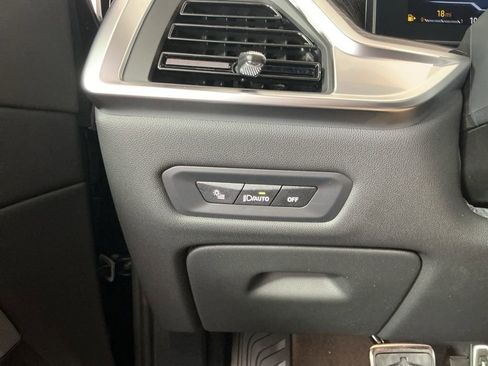 New 2026 BMW X5 sDrive40i w/ M Sport Package image 20