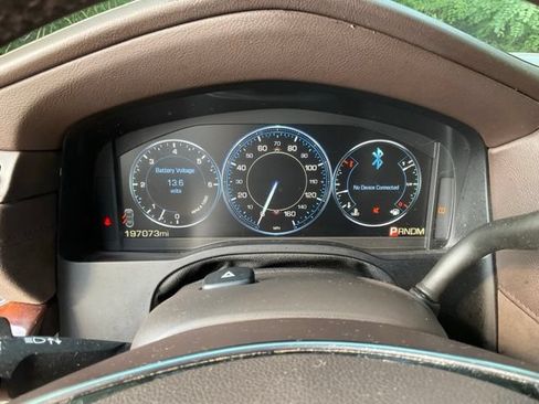 Used 2015 Cadillac Escalade ESV Premium AWD/4WD image 11