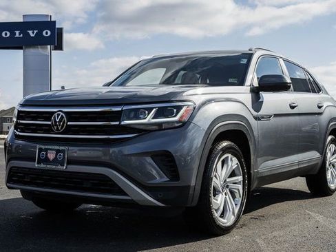 Used 2021 Volkswagen Atlas Cross Sport SEL image 3