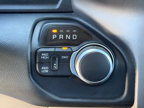 Used 2019 RAM 2500 Big Horn AWD/4WD image 18