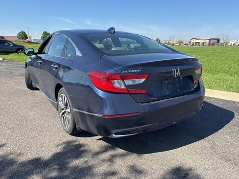 Used 2018 Honda Accord Touring image 9