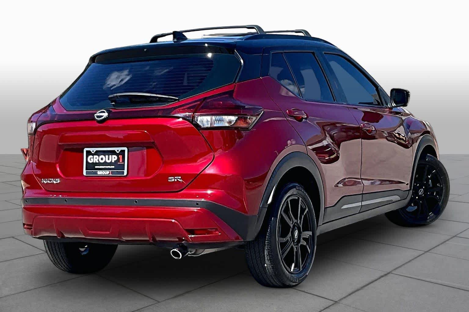 Certified 2023 Nissan Kicks SR w/ SR Premium Package FWD image 13