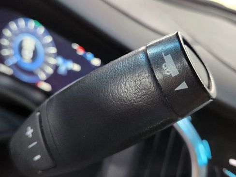 Used 2020 Cadillac Escalade Luxury w/ LPO, Radiant Package image 33