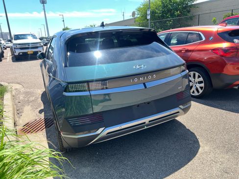 Used 2023 Hyundai Ioniq 5 SEL AWD/4WD image 8